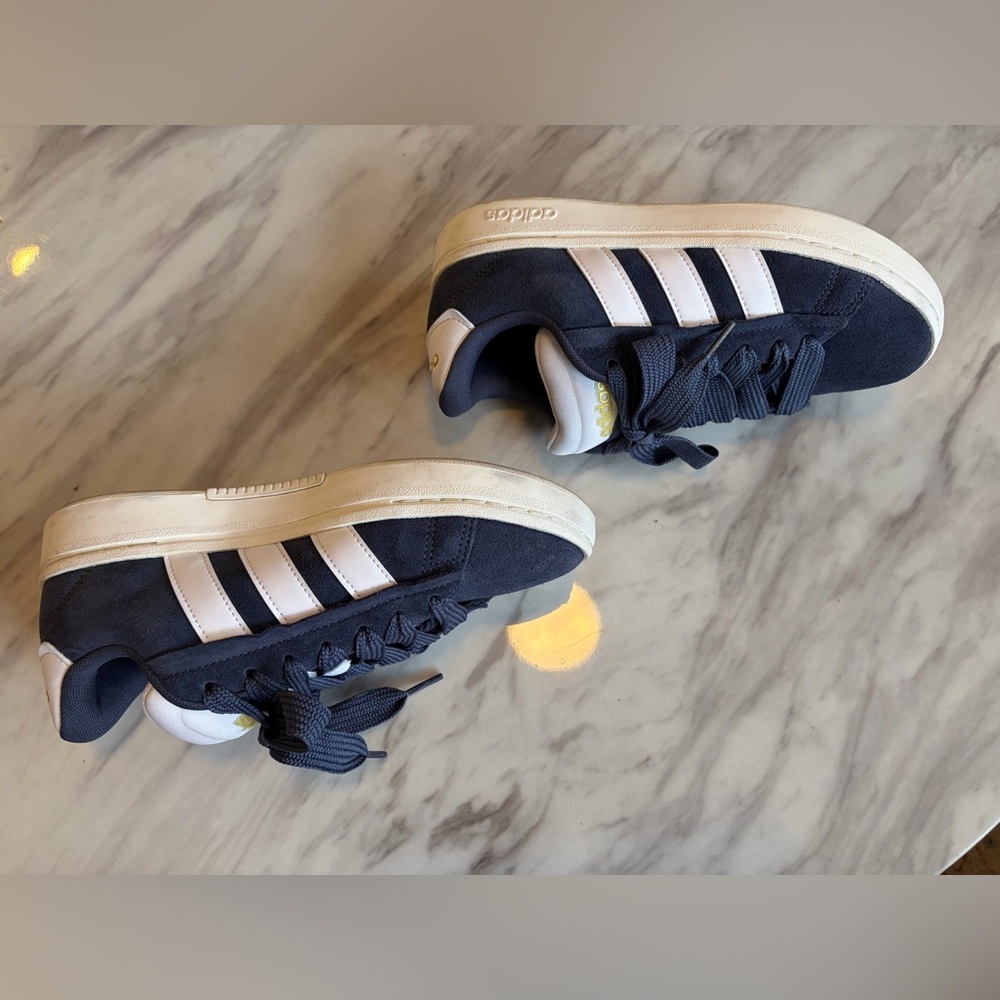 Adidas Navy and White Sneakers with Gold Accents - Picture 6 of 6